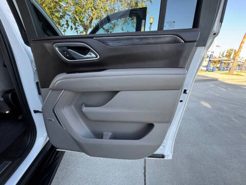 2021 GMC Yukon XL SLT