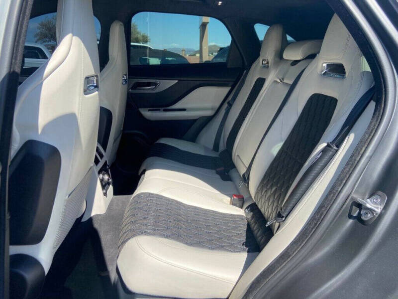 2020 Jaguar F-PACE SVR