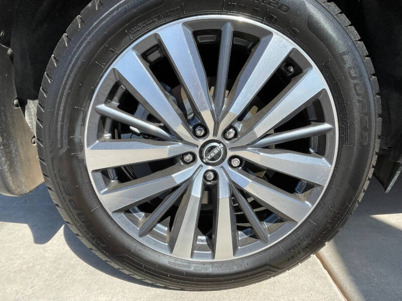 2022 Nissan Pathfinder Platinum