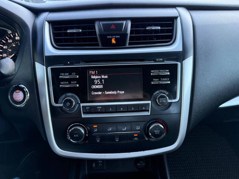 2016 Nissan Altima 2.5 SR