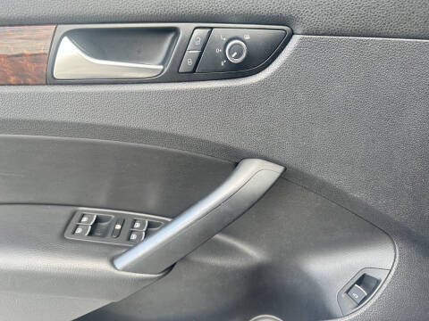 2013 Volkswagen Passat TDI SEL Premium