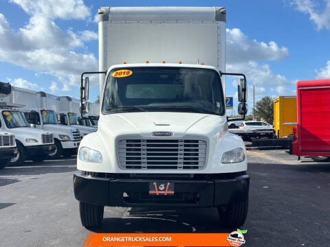 2019 Freightliner M2 106