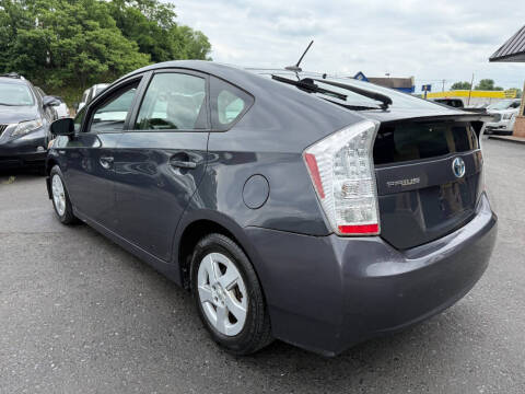 2014 Toyota Prius Two