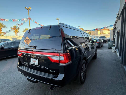 2016 Lincoln Navigator L Select
