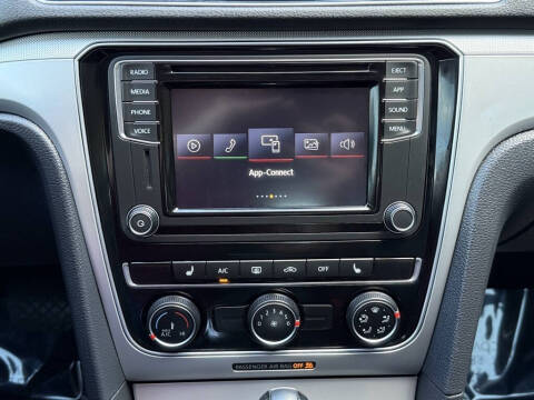 2019 Volkswagen Passat Wolfsburg