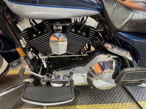2001 Harley-Davidson® FLHR - Road King®