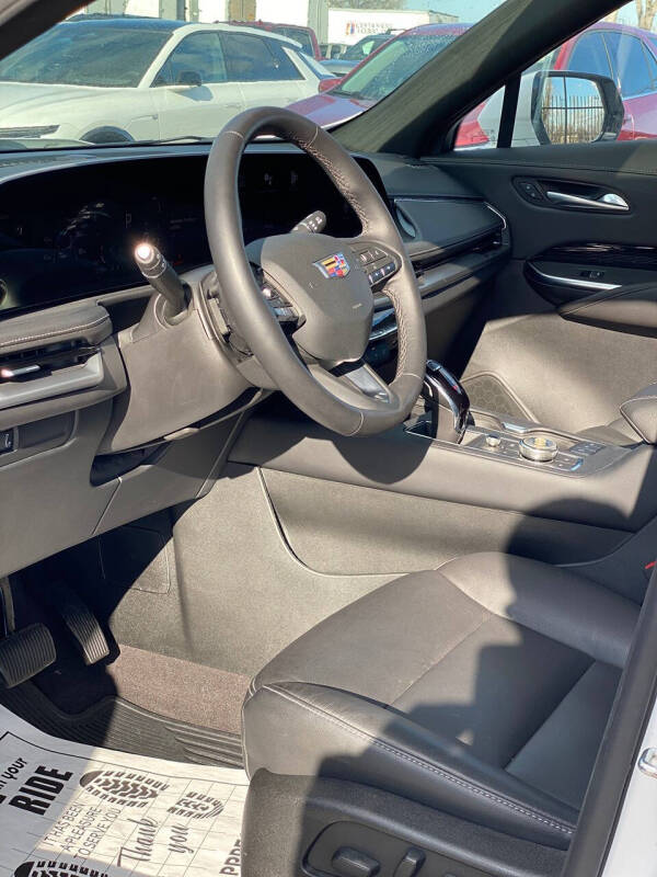 2024 Cadillac XT4 Luxury