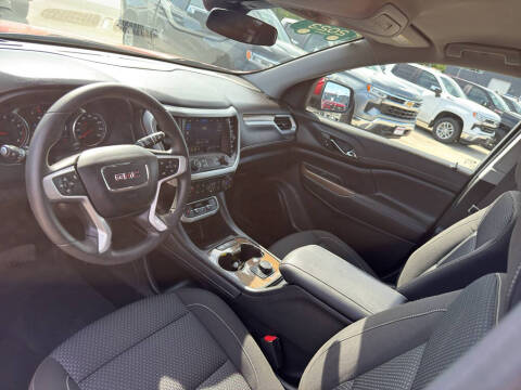 2023 GMC Acadia SLE