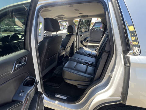 2017 GMC Yukon SLT