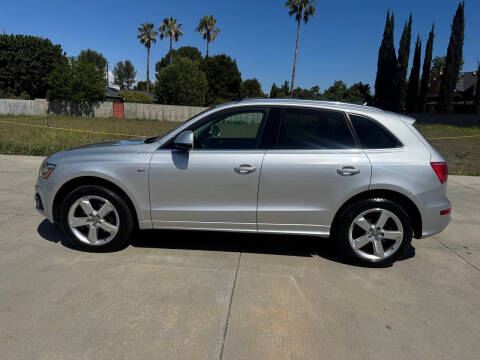 2012 Audi Q5 3.2 quattro Premium Plus