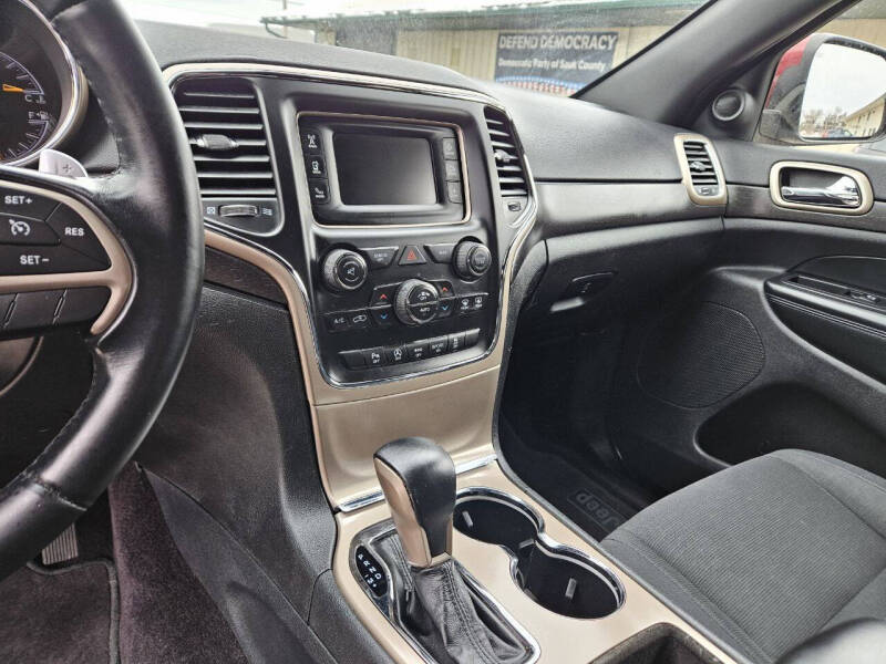2017 Jeep Grand Cherokee Laredo