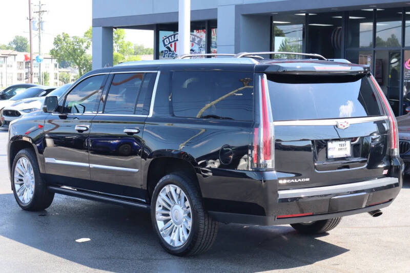 2018 Cadillac Escalade ESV Platinum