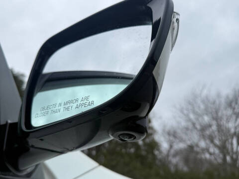 2017 Nissan Pathfinder SL