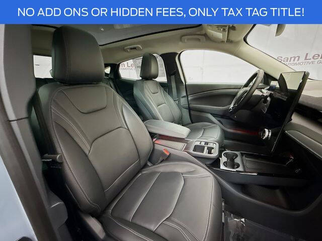 2025 Ford Mustang Mach-E Premium