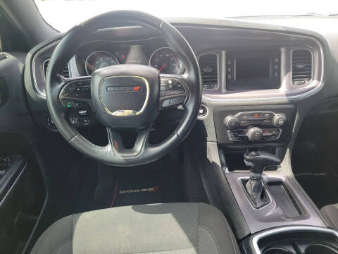 2017 Dodge Charger SE