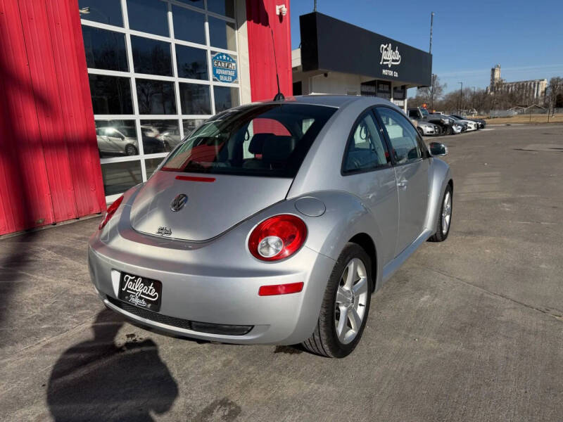 2006 Volkswagen New Beetle 2.5