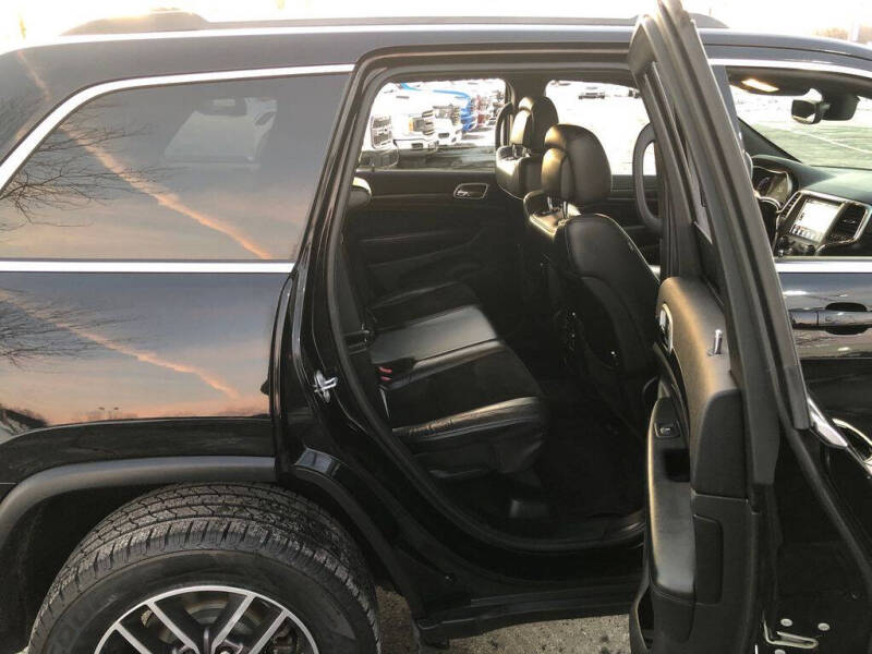 2018 Jeep Grand Cherokee Laredo