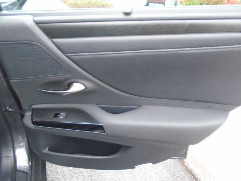 2023 Lexus ES 350 Ultra Luxury