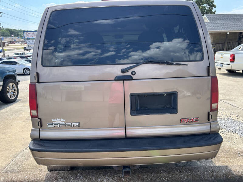 2002 GMC Safari