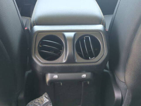 2025 Jeep Gladiator High Tide