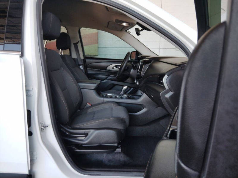 2021 Chevrolet Traverse LS