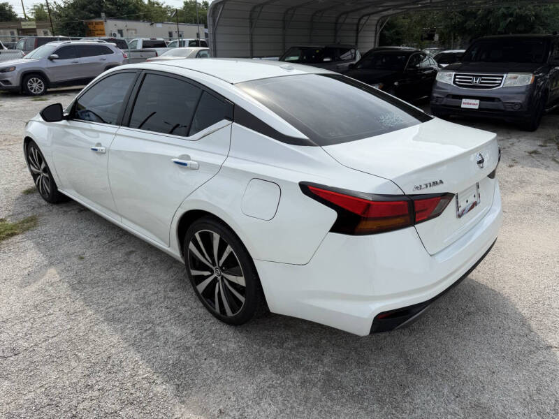 2019 Nissan Altima 2.5 SR