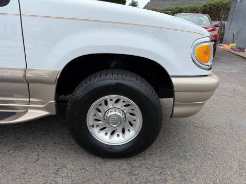 2001 Mercury Mountaineer