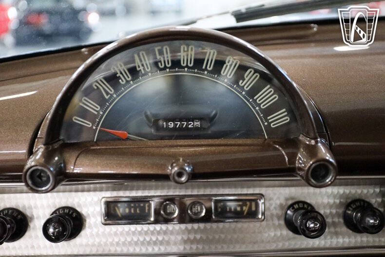 1954 Ford Crestline