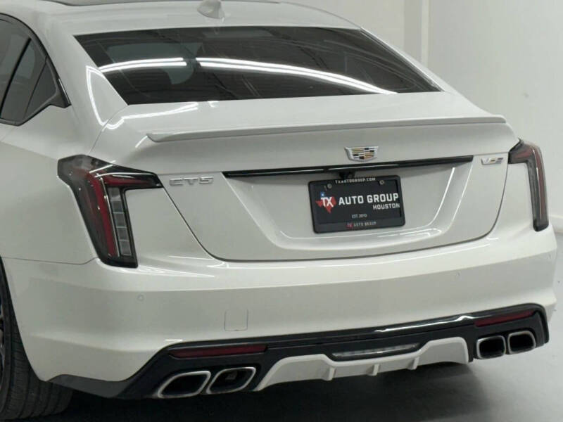 2022 Cadillac CT5-V