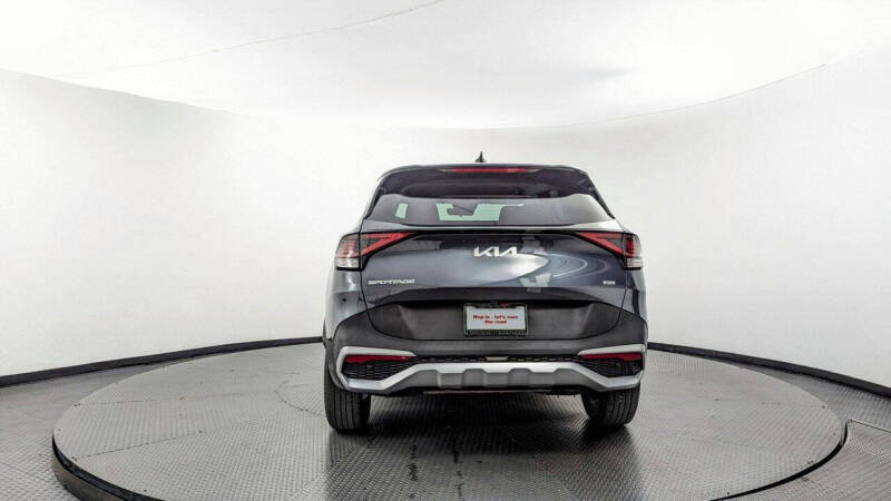 2024 Kia Sportage LX