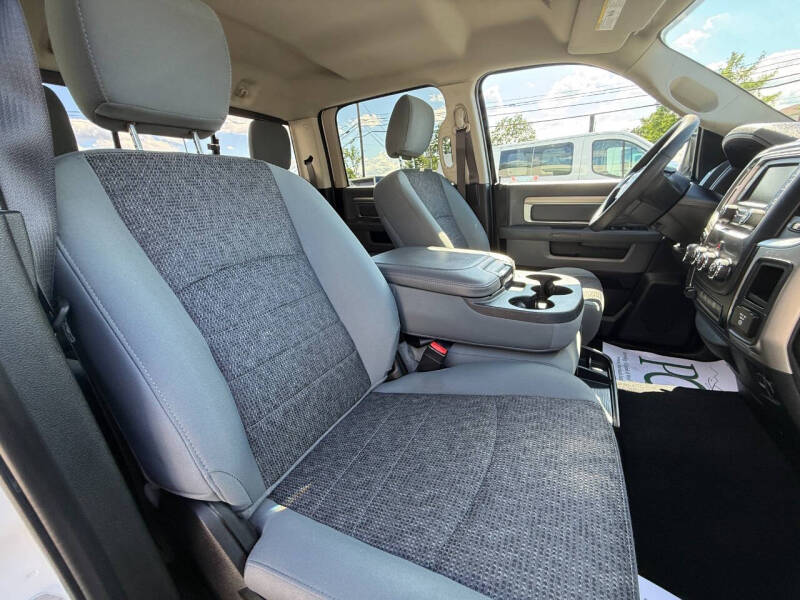 2019 RAM 1500 Classic SLT