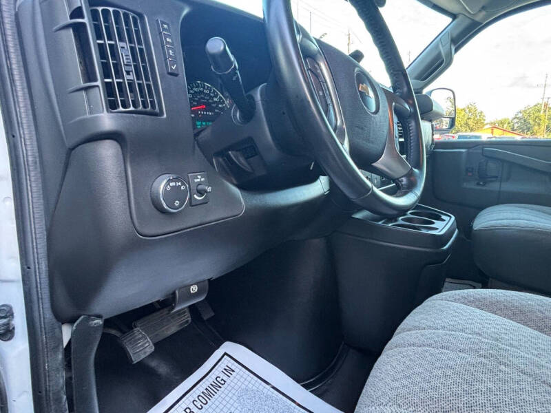 2019 Chevrolet Express 2500