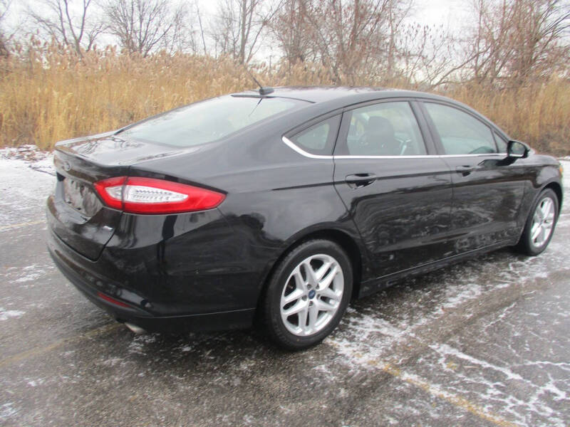 2014 Ford Fusion SE