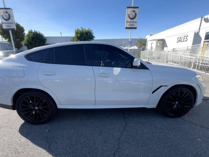 2023 BMW X6 xDrive40i