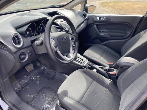 2015 Ford Fiesta SE