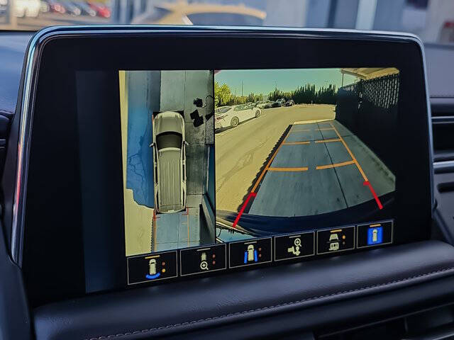 2024 Chevrolet Suburban RST