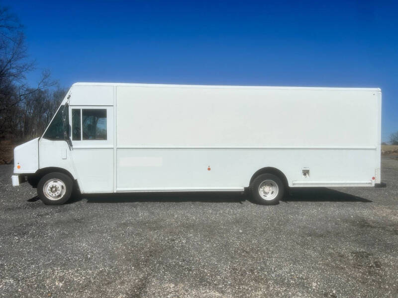 2012 Ford Stripped Chassis