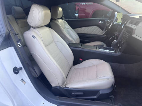 2014 Ford Mustang V6 Premium