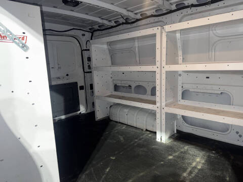 2019 Nissan NV 2500 HD SV