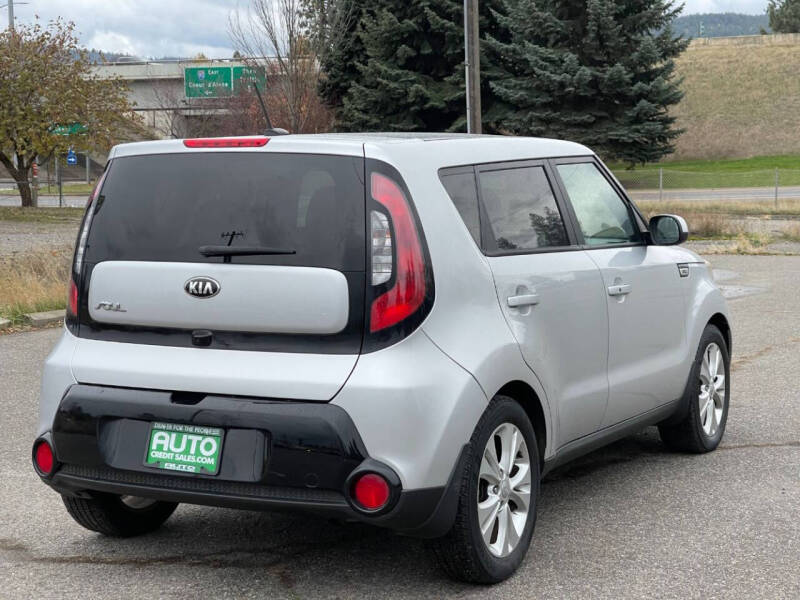 2016 Kia Soul +