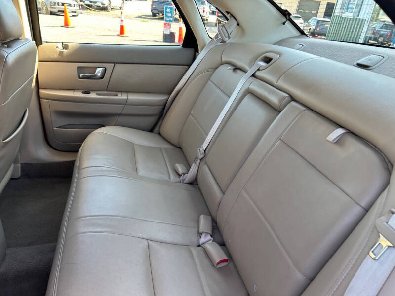 2003 Ford Taurus SES