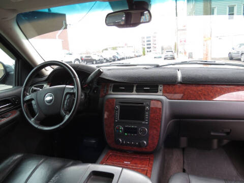 2008 Chevrolet Suburban LTZ