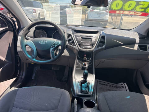 2015 Hyundai Elantra SE