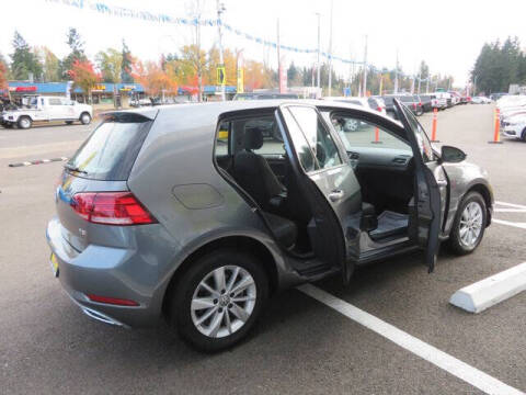 2018 Volkswagen Golf