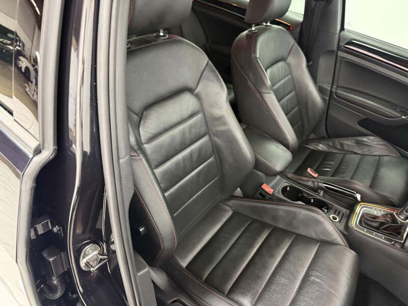 2017 Volkswagen Golf GTI