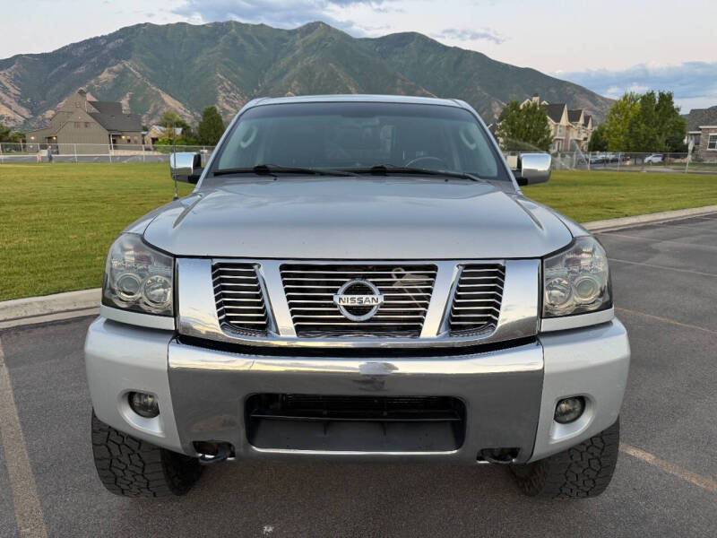 2011 Nissan Titan SV