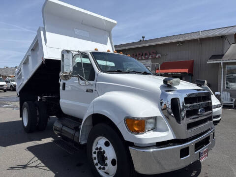 2006 Ford F-650 Super Duty