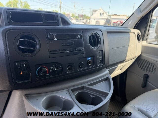 2011 Ford E-Series E-450 SD