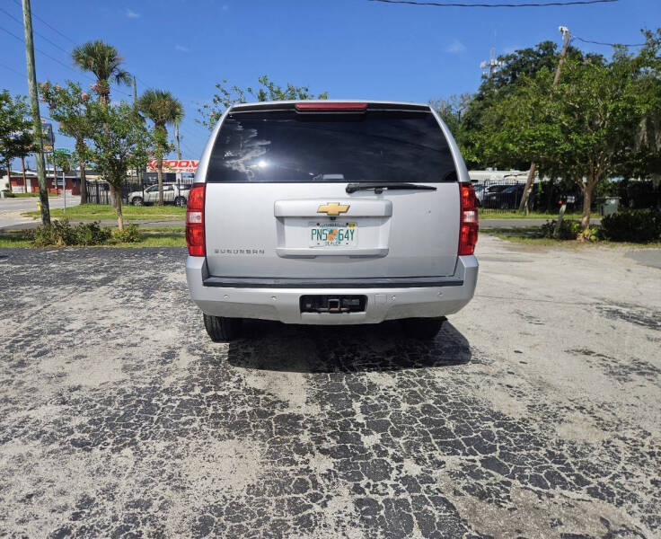 2014 Chevrolet Suburban LT