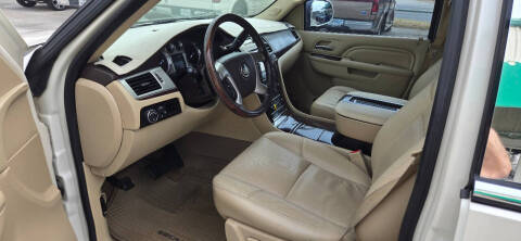 2013 Cadillac Escalade ESV Luxury